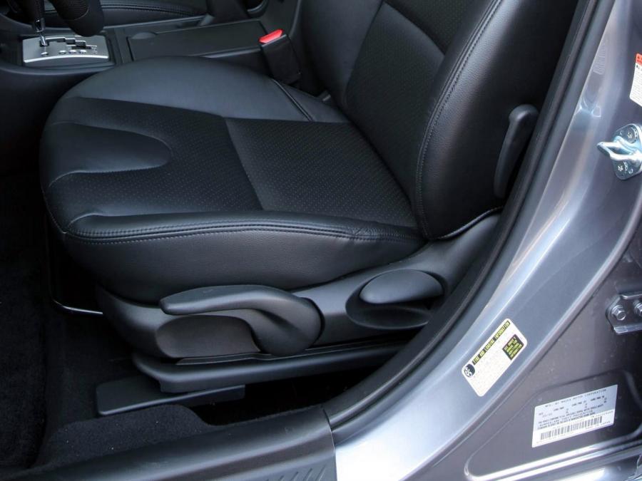  Mazda3 Sedan 2006 года  (фото 12 из 29)